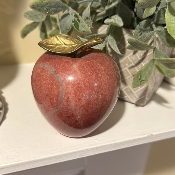 Apple Polished Stone  Paperweight - Picture 6 of 12